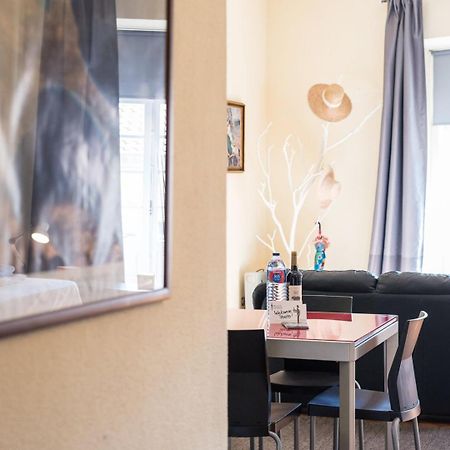 Guestready - Minimalistic Studio Downtown Porto Buitenkant foto