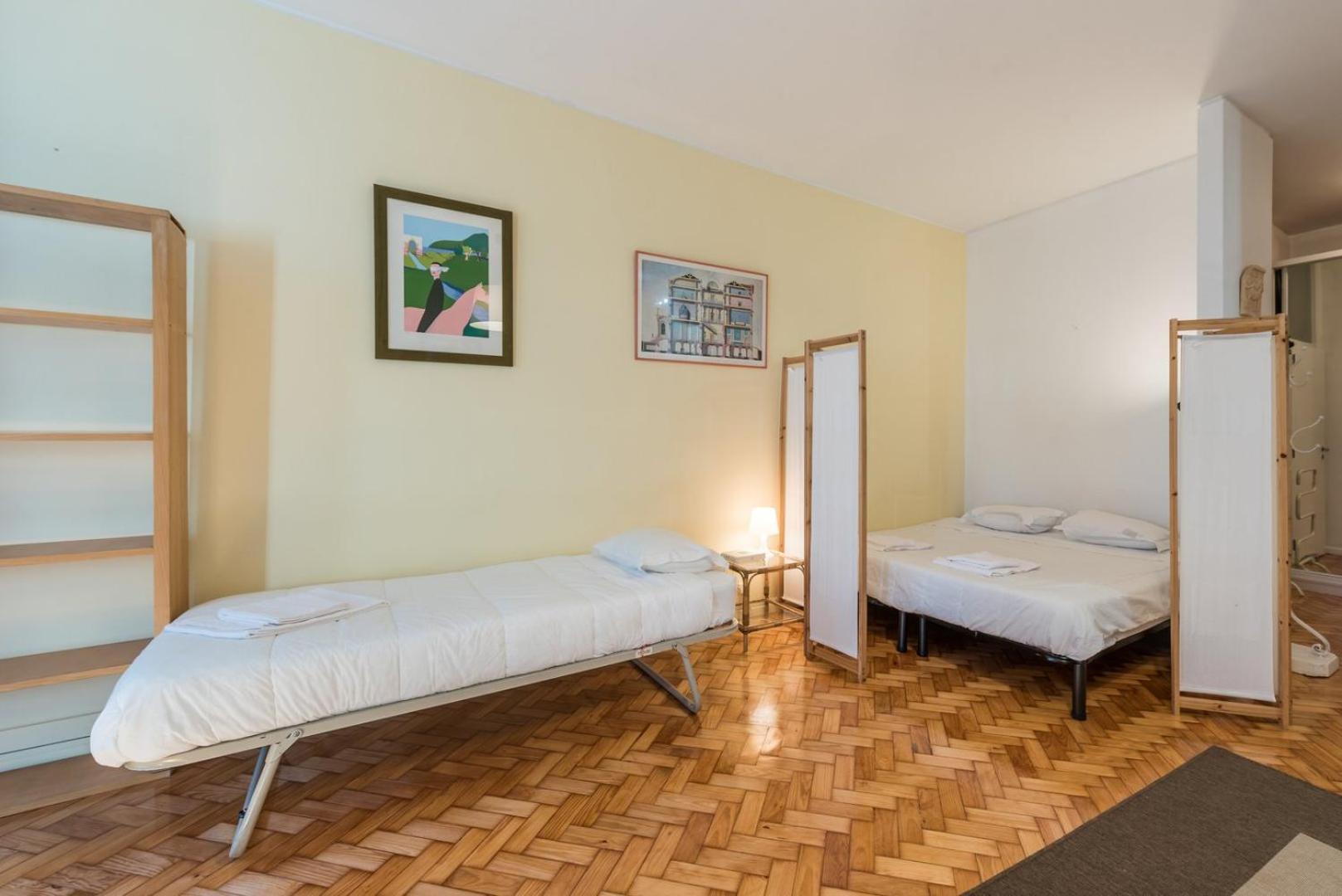 Guestready - Minimalistic Studio Downtown Porto Buitenkant foto