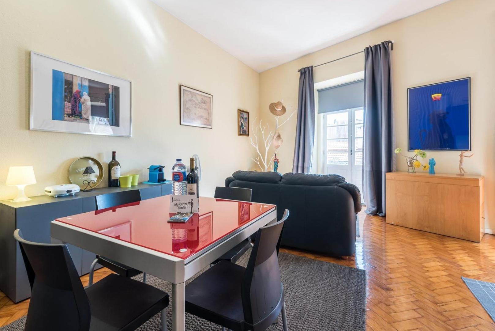 Guestready - Minimalistic Studio Downtown Porto Buitenkant foto